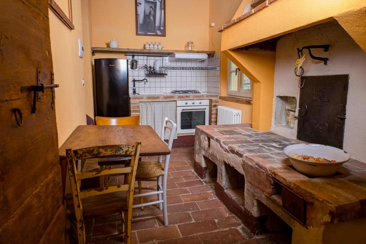 Bed and Breakfast In Collegiata à Foiano Della Chiana Extérieur photo